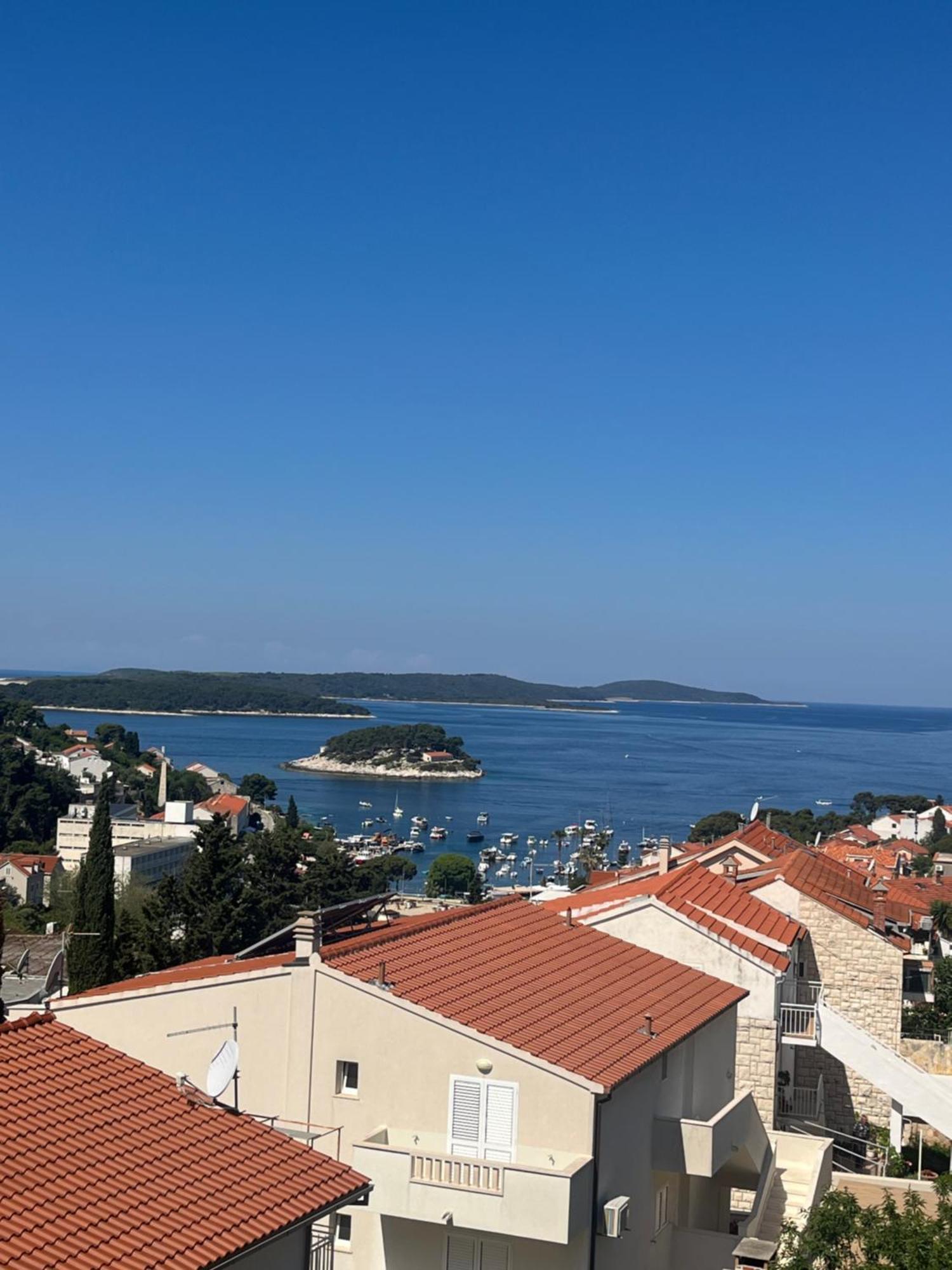 Apartment Bozo Hvar Town Exterior foto